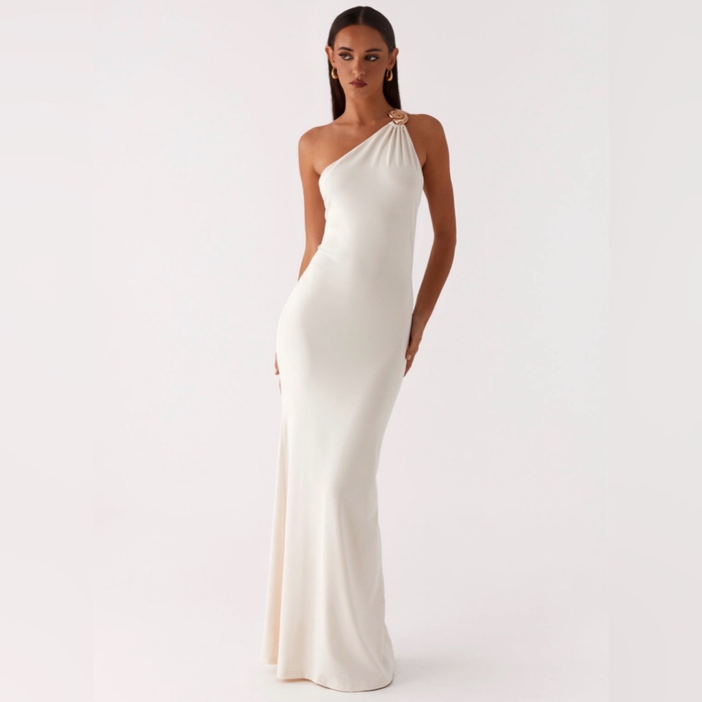 Peppermayo Infinity Maxi Dress ~ Ivory